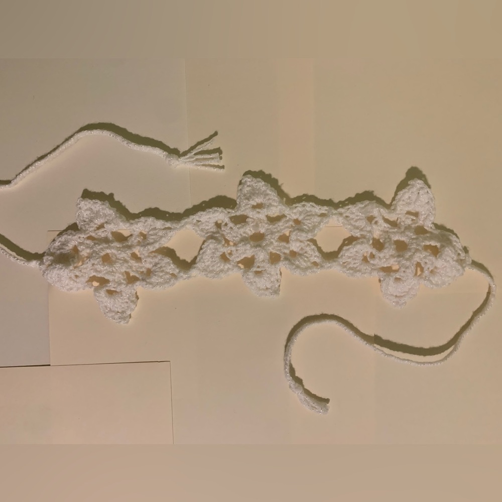 White Metallic Flowered Head band